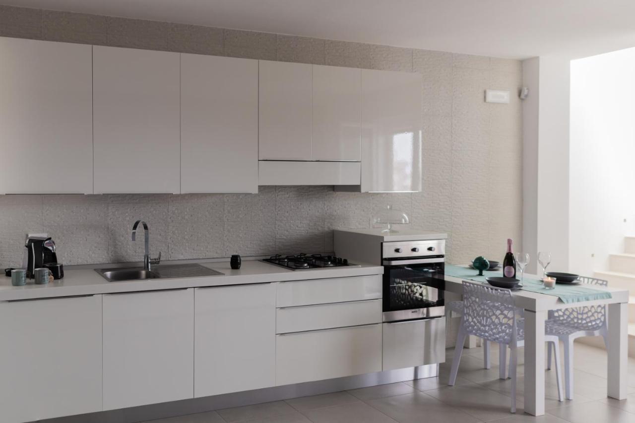 Sea View Apartment Монополи Екстериор снимка
