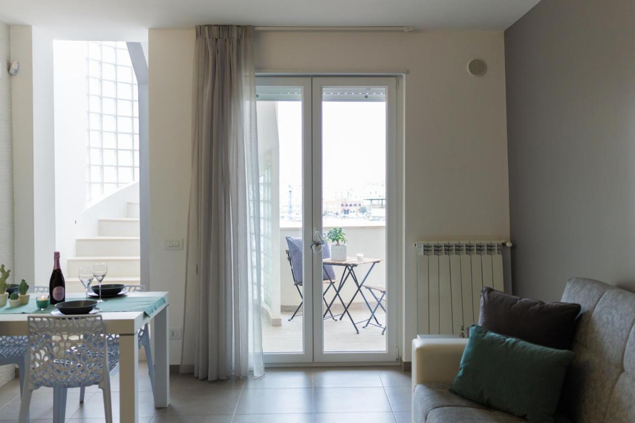Sea View Apartment Монополи Екстериор снимка
