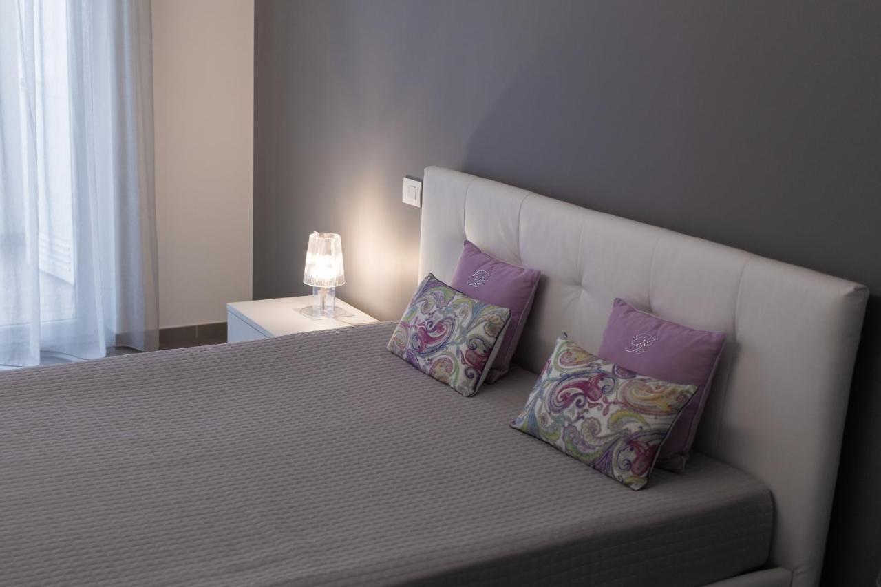 Sea View Apartment Монополи Екстериор снимка