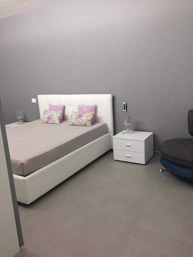Sea View Apartment Монополи Екстериор снимка