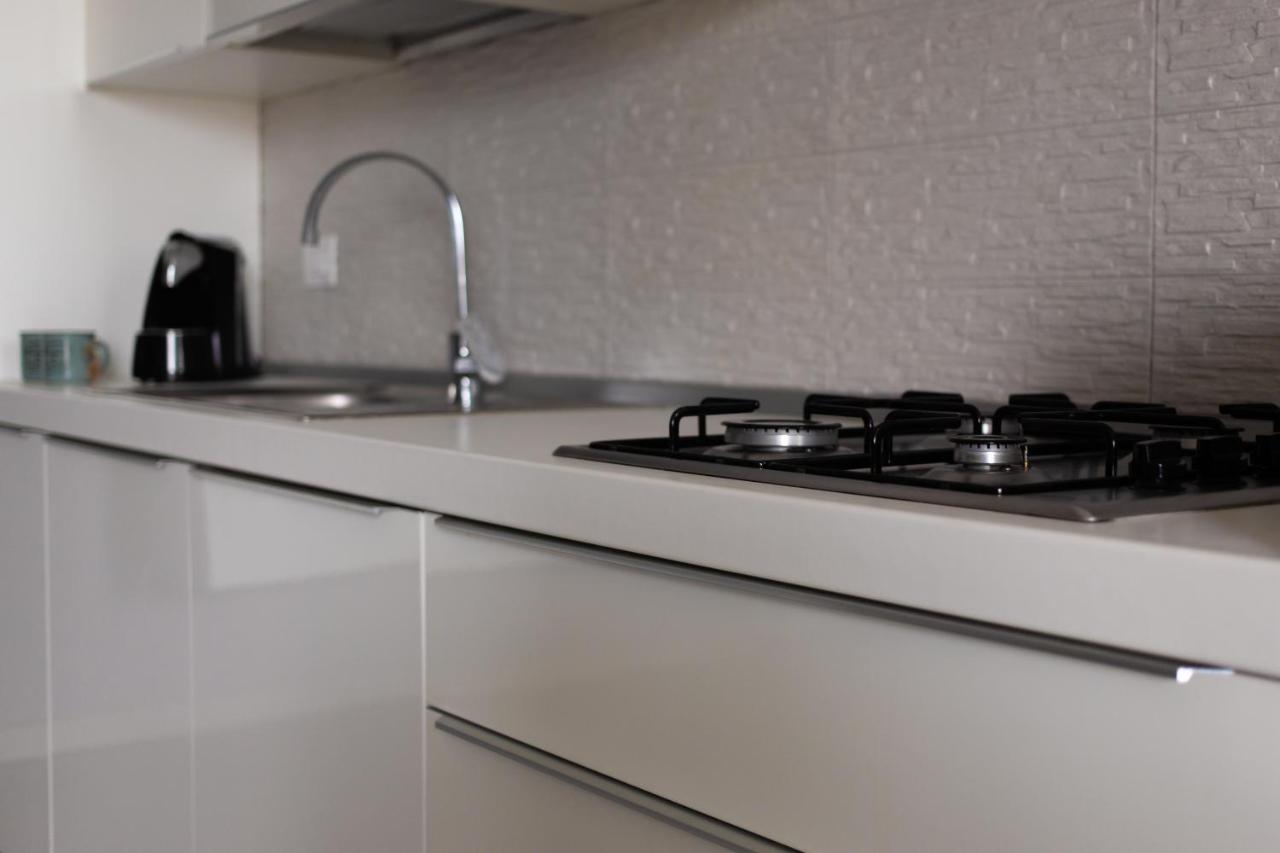 Sea View Apartment Монополи Екстериор снимка