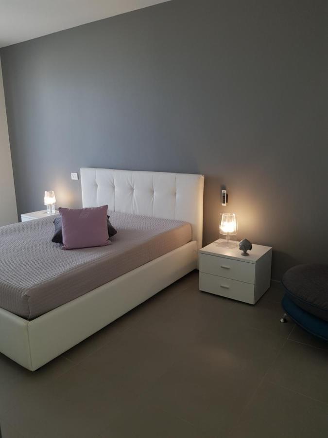 Sea View Apartment Монополи Екстериор снимка